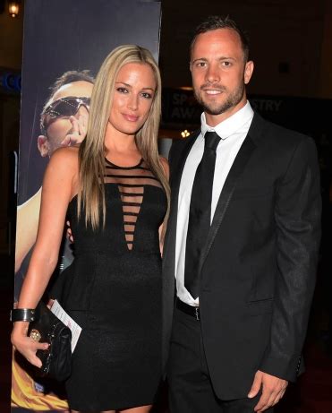 reeva steenkamp naked|Oscar Pistorius redressed Reevas naked body after shooting。